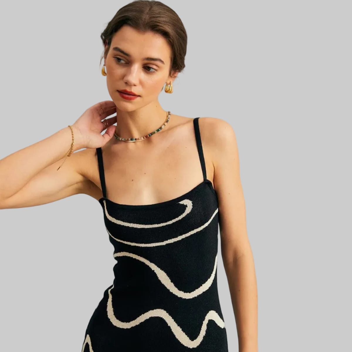 CarolinaShop para mujer Vestido Noir Wave Slim Fit