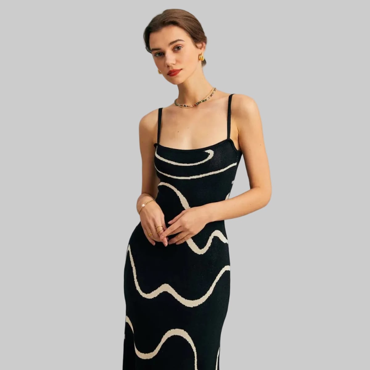 CarolinaShop para mujer Vestido Noir Wave Slim Fit